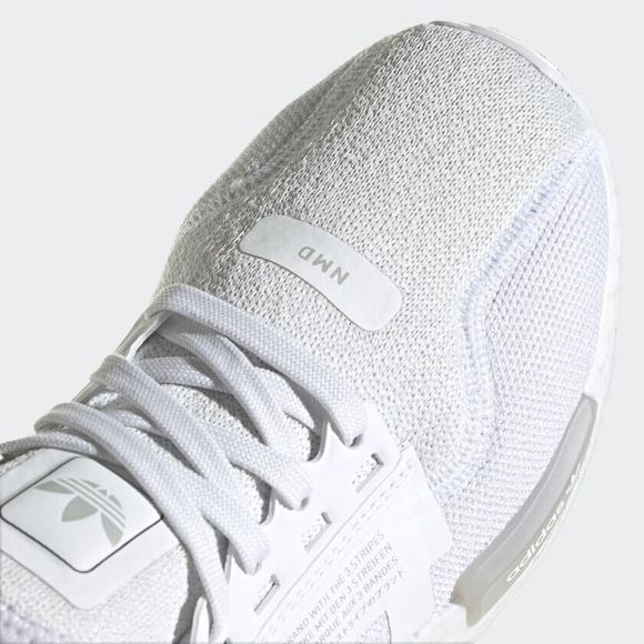 KID'S Adidas NMD_R1 V2 Low J Athletic Running Shoes White GW3554 NEW - Picture 7 of 8
